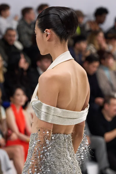 Look 104